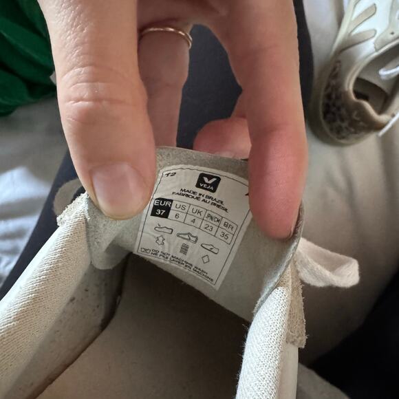 Madewell x Veja™ V-10 Sneakers in Animal Print Leather 6 Womens - Picture 4 of 6